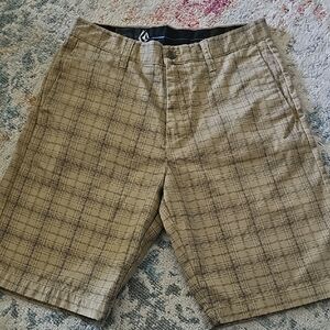 Nwot Volcom Shorts Mens Beige Khaki Tan Corpo Class Skateboard Skate Casual 30